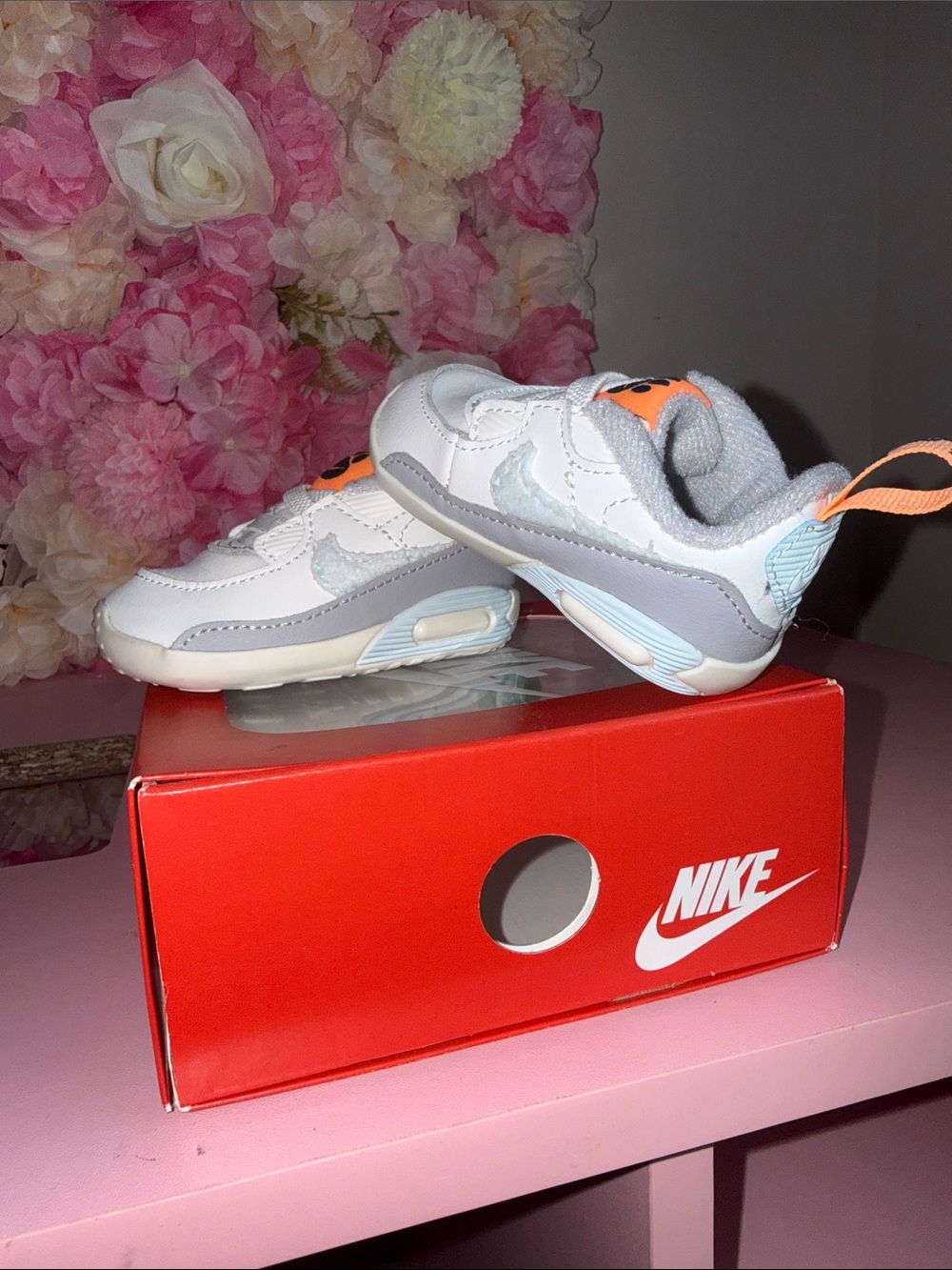 Nike Kids White, Light Blue & Orange Low-Top Sneakers
